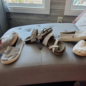 3 pr of Shoes, Toms. Girls sz 13